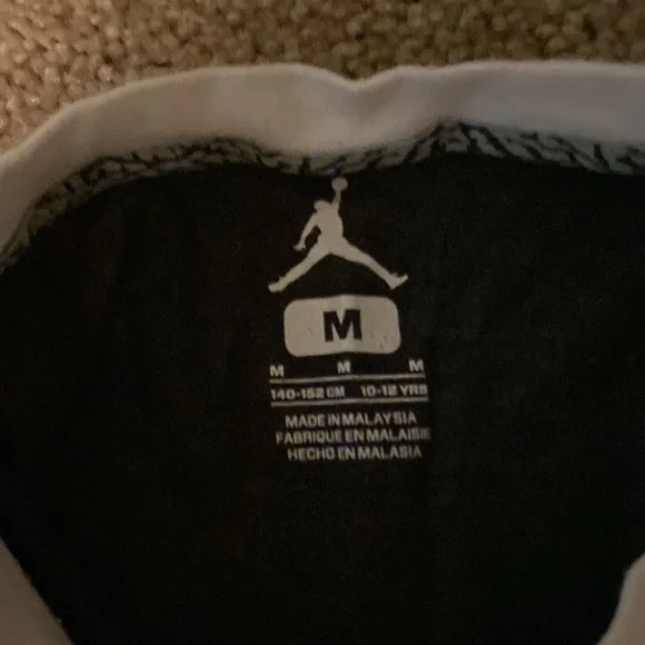 Jordan Boys Tee - Picture 3 of 4